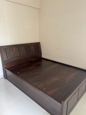 Furnished Amenities in 2 BHK Apartment at Mont Vert Oystera, Wakad – for Rent