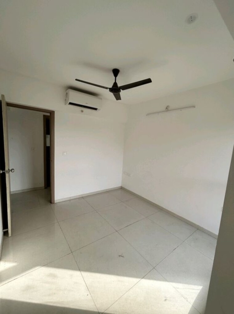 Room, lodha-upper-thane 2 Bedroom 666 Sq.Ft. Apartment In Anjur Thane 10500865