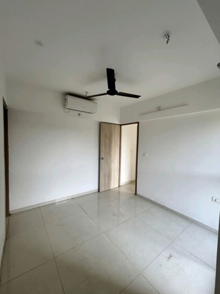 Room, lodha-upper-thane 2 Bedroom 666 Sq.Ft. Apartment In Anjur Thane 10500865