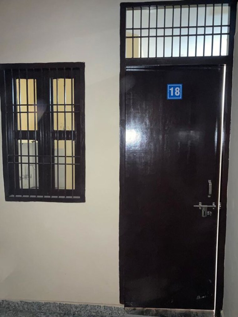 Room, omicron 1a greater noida 3 Bedroom 200 Sq.Mt. Independent House In Omicron 1a Greater Noida Greater Noida 10500882