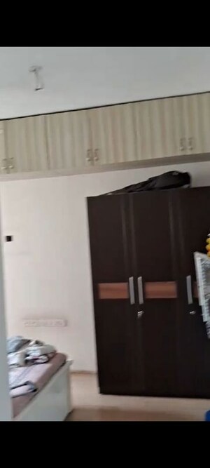 Team Area in 2 BHK Apartment at Sheth Vasant Oasis, Andheri East – for Rent
