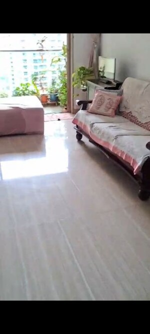 Parking in 2 BHK Apartment at Sheth Vasant Oasis, Andheri East – for Rent