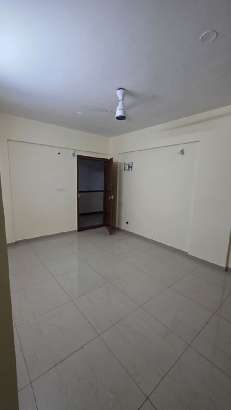Room, innovative-timber-leaf 2 Bedroom 1200 Sq.Ft. Apartment In Harlur Bangalore 10500931