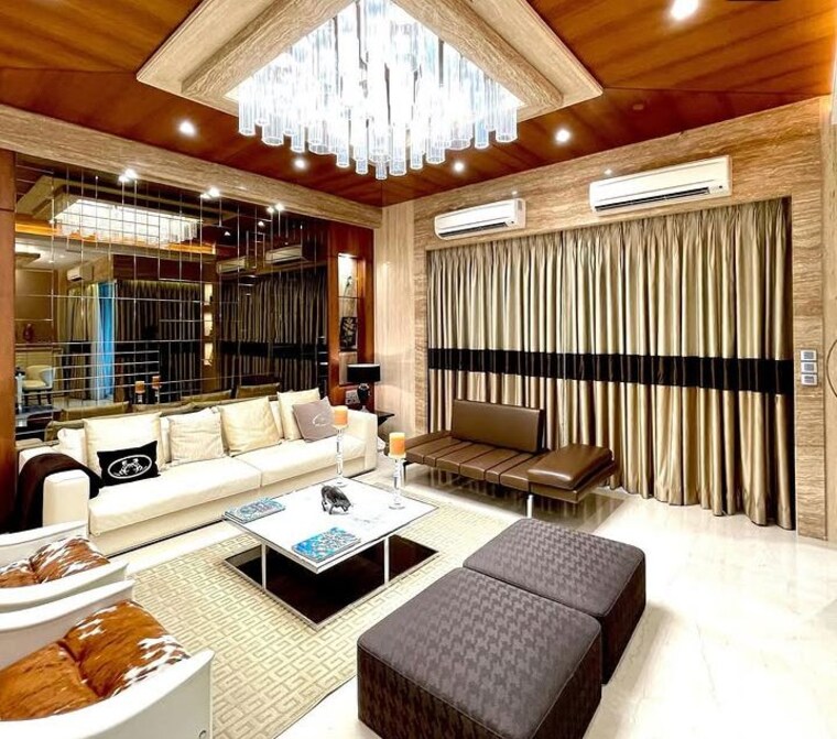 Master Bedroom, windsor-grande-residences 6+ Bedroom 5400 Sq.Ft. Builder Floor In Andheri West Mumbai 10500934
