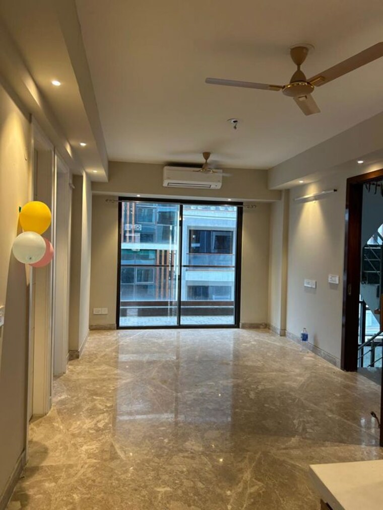 Room, smart-world-orchard 3 Bedroom 1680 Sq.Ft. Apartment In Sector 61 Gurgaon 10500933