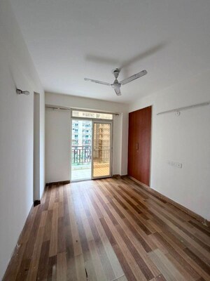 3 BHK Apartment For Rent in Nirala Estate, Tech Zone 4 Greater Noida