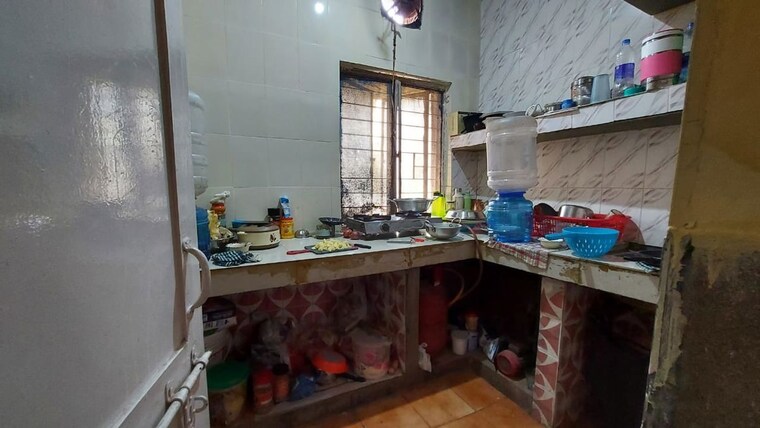 Kitchen, rwa-jalvayu-vihar 4 Bedroom 2100 Sq.Ft. Apartment In Sector 25 Noida 10500936