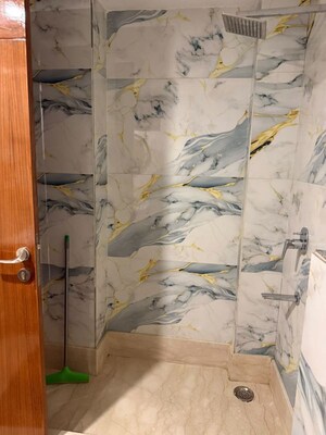 Bathroom in 1 BHK Builder Floor at Malviya Nagar – for Rent
