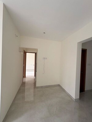 2 BHK Apartment For Rent in Kamgar Putala Vasahat