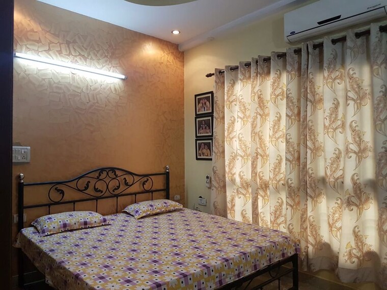 Bedroom, kohli-one-malibu-town 3 Bedroom 1850 Sq.Ft. Builder Floor In Sector 47 Gurgaon 10500964