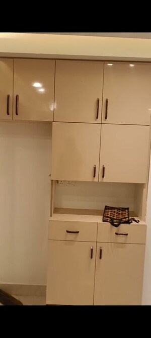 Furnished Amenities in 3 BHK Builder Floor at Mehrauli – for Rent