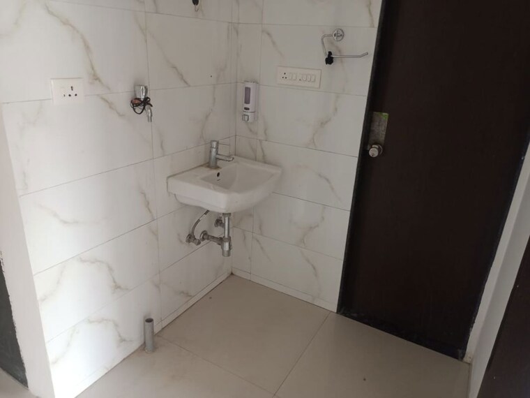 Bathroom, kalcon-casa-poli-ii 3 Bedroom 1150 Sq.Ft. Apartment In Wakad Pune 10501018