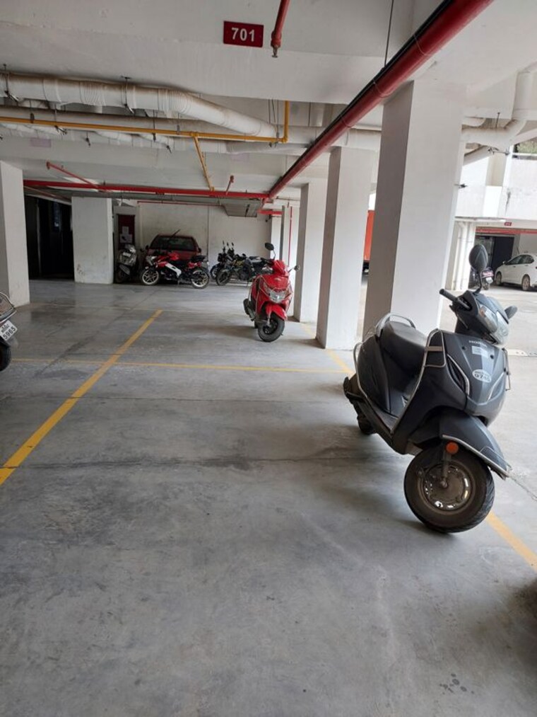  Parking, rohan-leher-3 2 Bedroom 850 Sq.Ft. Apartment In Baner Pune 10501024