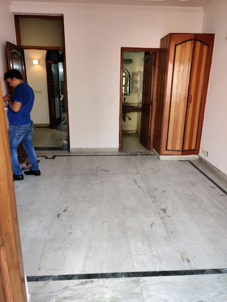 Room, kailash hills 2 Bedroom 1225 Sq.Ft. Builder Floor In Kailash Hills Delhi 10501034