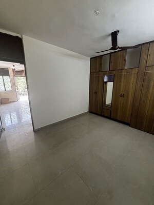 Room in 2 BHK Independent House at Kalkaji – for Rent