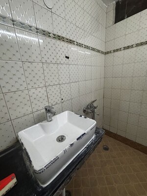 Bathroom in 2 BHK Independent House at Kalkaji – for Rent