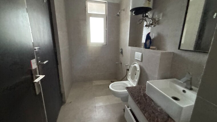 Bathroom, sunworld-arista 1 Bedroom 685 Sq.Ft. Apartment In Sector 168 Noida 10501043
