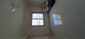 Room in 4 BHK Apartment at Mohannagar CHS, Baner – for Sale