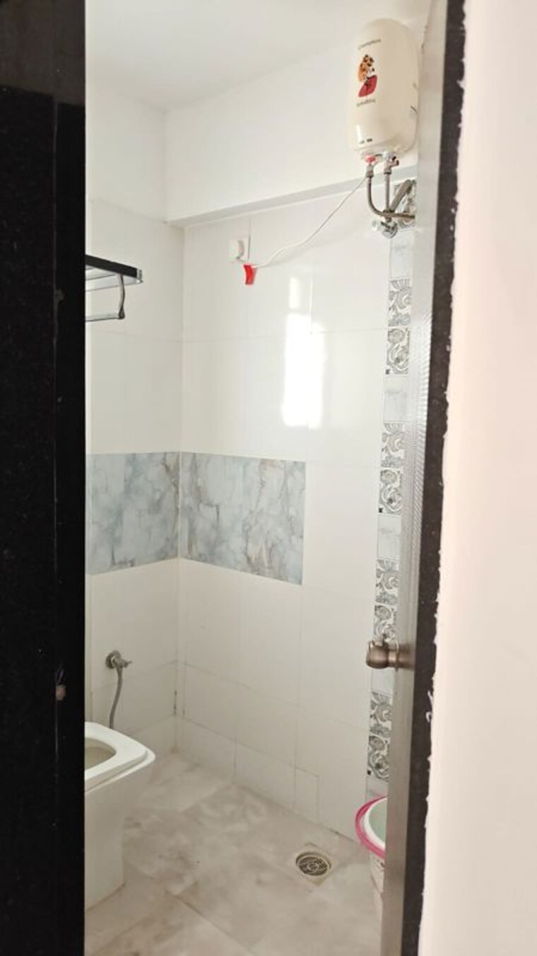 Bathroom, ss-rutuparna 2 Bedroom 721 Sq.Ft. Apartment In Moshi Pune 10501050