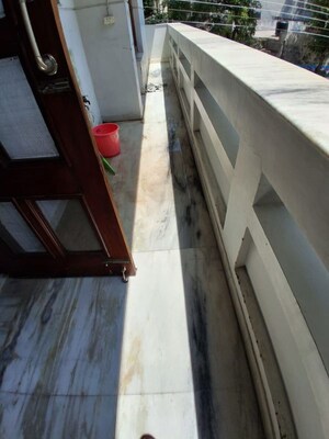 Balcony in 3 BHK Builder Floor at Sector 31 – for Rent