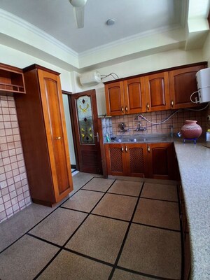 Living Room in 3 BHK Builder Floor at Sector 31 – for Rent