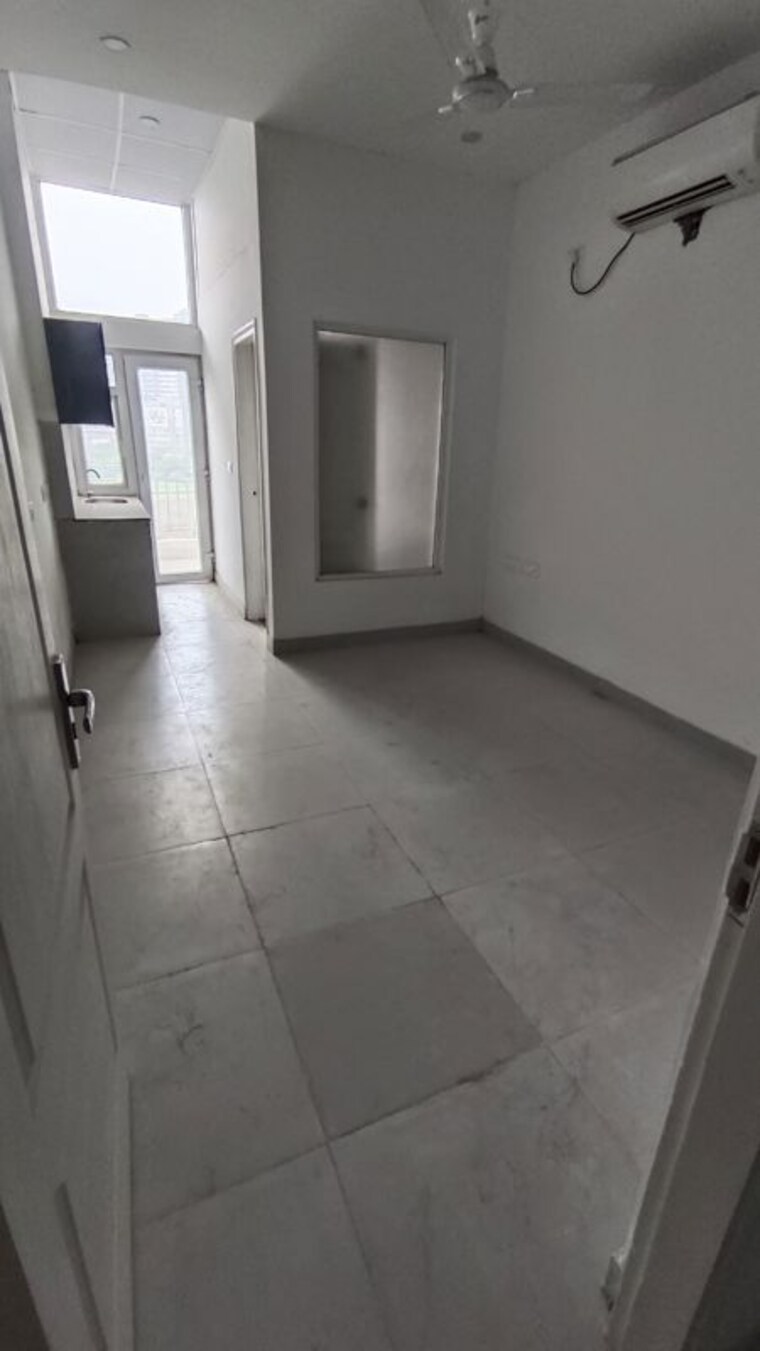 Room, dah-greentech-nx-one 1 Bedroom 595 Sq.Ft. Apartment In Tech Zone 4 Greater Noida Greater Noida 10501071