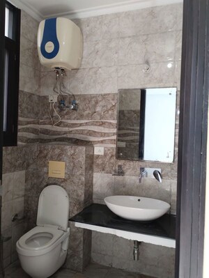 Bathroom in 3 BHK Builder Floor at Sector 31 – for Rent