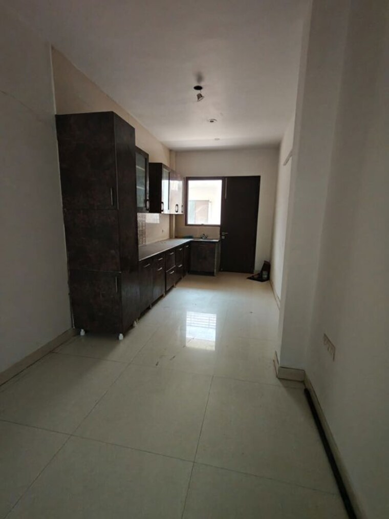 Room, sector 40 3 Bedroom 1800 Sq.Ft. Builder Floor In Sector 40 Gurgaon 10501077