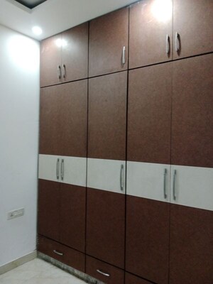 Furnished Amenities in 2 BHK Builder Floor at Sector 18 – for Rent