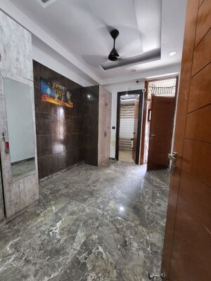 Room in 2 BHK Apartment at Prateek Grand Carnesia, Siddharth Vihar – for Rent