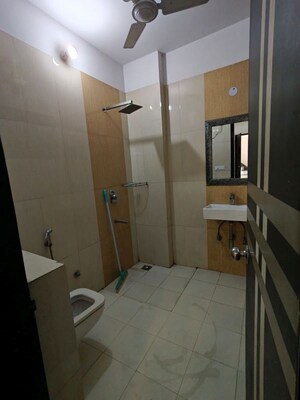Bathroom in 2.5 BHK Builder Floor at Sector 15 – for Rent