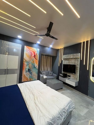 Bedroom in Studio Apartment at Gaur City Center, Sector 4 Greater Noida – for Rent