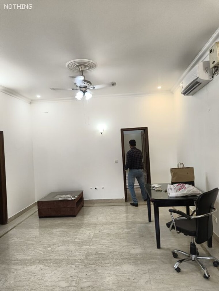 Living Room, sector 15 3.5 Bedroom 1800 Sq.Ft. Builder Floor In Sector 15 Gurgaon 10501103