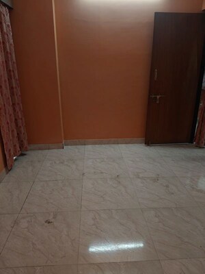 Room in 2 BHK Apartment at Sodepur – for Sale