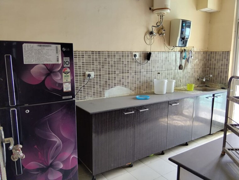 Kitchen, ansal-celebrity-meadows 3.5 Bedroom 1900 Sq.Ft. Apartment In Sushant Golf City Lucknow 10501115