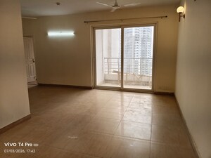 Room in 3 BHK Apartment at 3C Lotus Panache, Sector 110 – for Rent