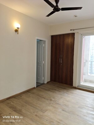 Room in 3 BHK Apartment at 3C Lotus Panache, Sector 110 – for Rent