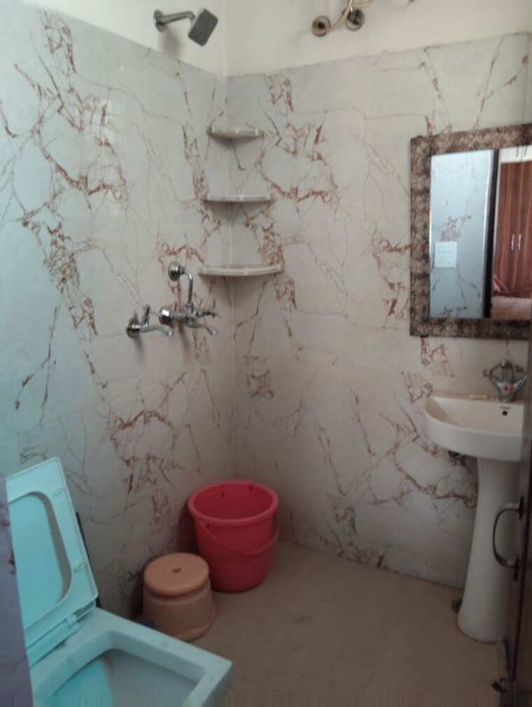 Bathroom, sector 125 3 Bedroom 1150 Sq.Ft. Apartment In Sector 125 Kharar 10501171