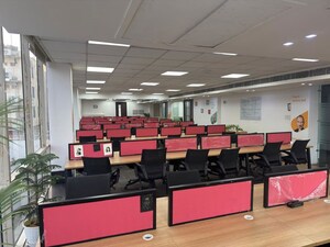 Team Area in  Co-working Space at Sector 58 – for Rent