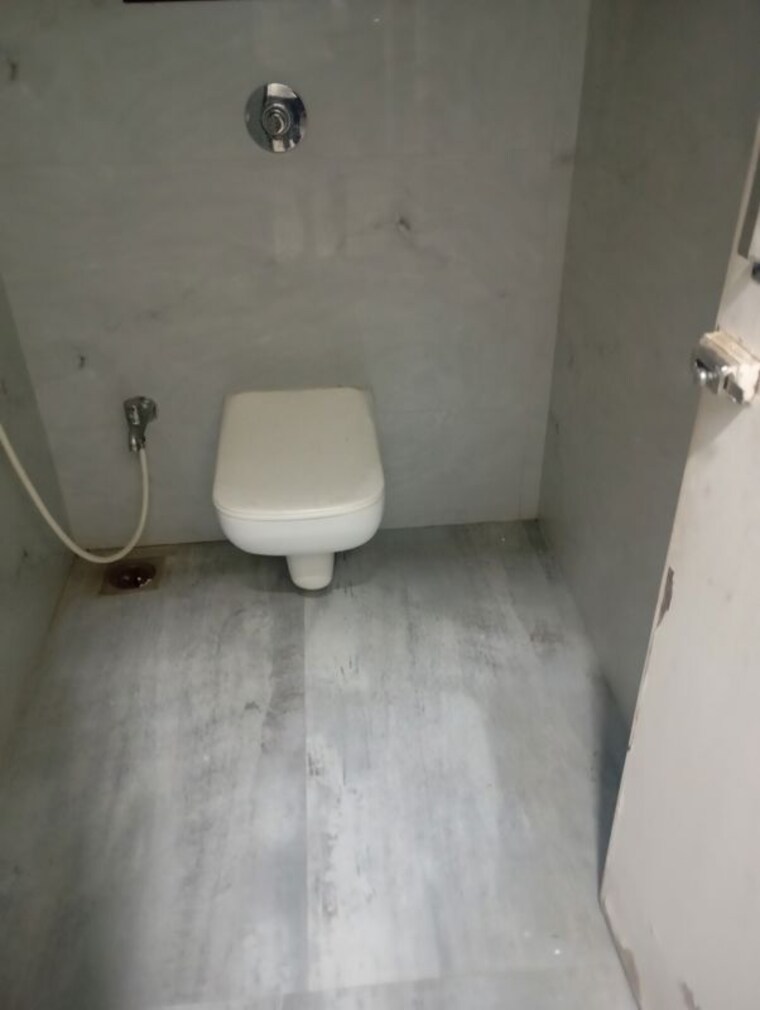 Bathroom, geeta-bhavan-andheri 1 Bedroom 415 Sq.Ft. Apartment In Andheri East Mumbai 10501205