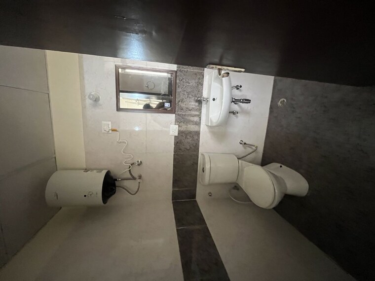 Team Area, prateek-wisteria 2.5 Bedroom 1135 Sq.Ft. Apartment In Sector 77 Noida 10501214