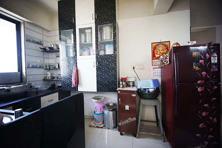 Kitchen, ranip 2 Bedroom 130 Sq.Yd. Apartment In Ranip Ahmedabad 10501259