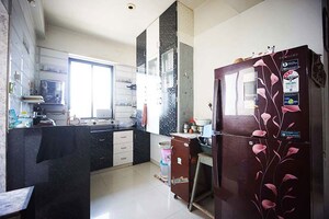 Team Area in 2 BHK Apartment at Ranip – for Sale