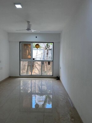 Bedroom in 2 BHK Apartment at Platinum Life, Andheri West – for Rent