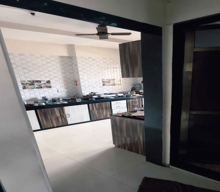 Kitchen, dadar west 2 Bedroom 800 Sq.Ft. Apartment In Dadar West Mumbai 10501278