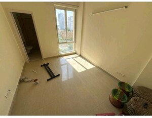 Room in 2 BHK Apartment at GPL Eden Heights, Sector 70 – for Sale