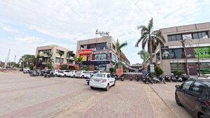  Shop – Exterior View View at Chiloda - for Sale