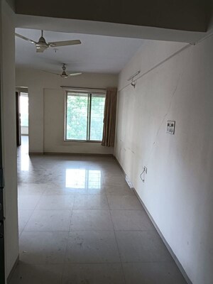 Room in 2 BHK Apartment at RR Lunkad 66 Avenue, Pimple Nilakh – for Rent