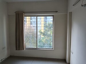 Room in 2 BHK Apartment at RR Lunkad 66 Avenue, Pimple Nilakh – for Rent