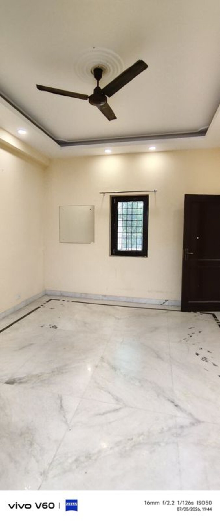 Room, sector 41 1 Bedroom 180 Sq.Mt. Independent House In Sector 41 Noida 10501338